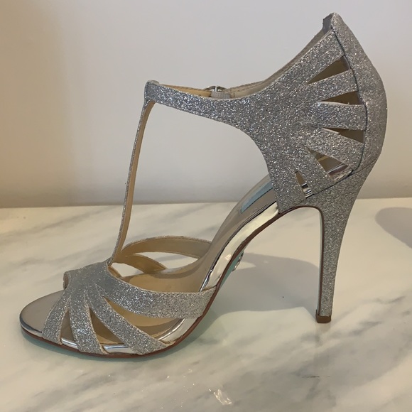 Sparkly T-strap sandals - Betsey Johnson size 7 - Picture 2 of 9